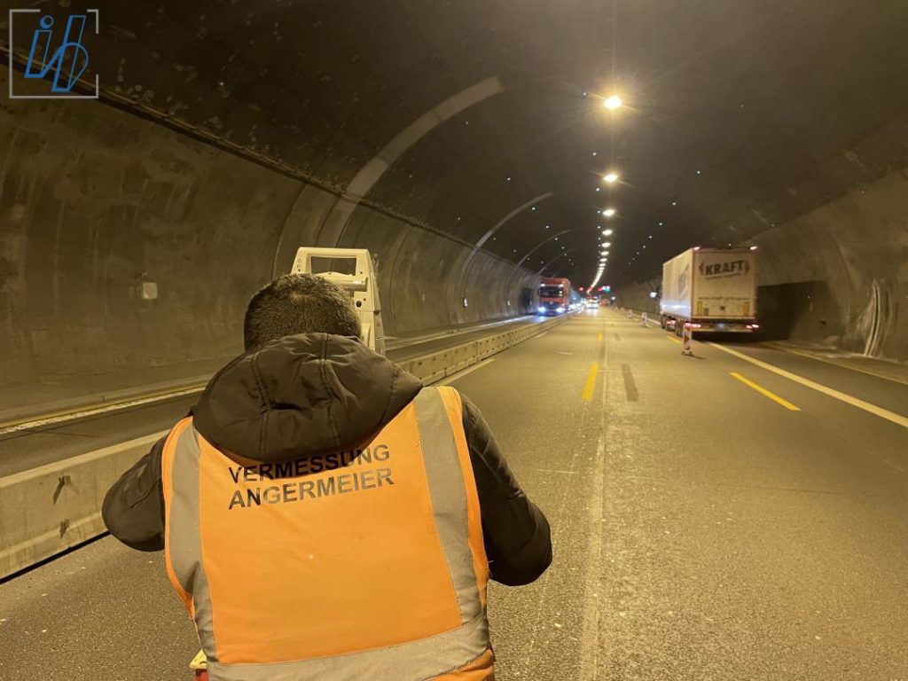 Überwachungsmessung Engelbergbasistunnel